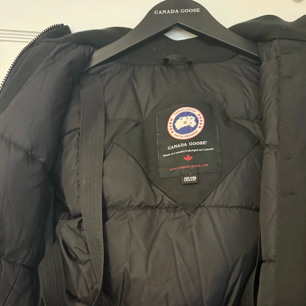 Womens Canada Goose Jacket Black - Picture 4 of 9